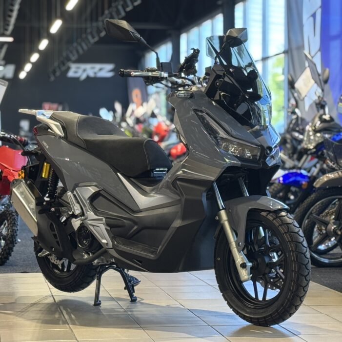 Скутер VMC JET PRO CL49QT-3A 49 см3 СЕРИЯ T1800 (Инжектор, возд охлажд., COMBI BRAKE) VIN (GREY) img 4508 11 - MotoHacker