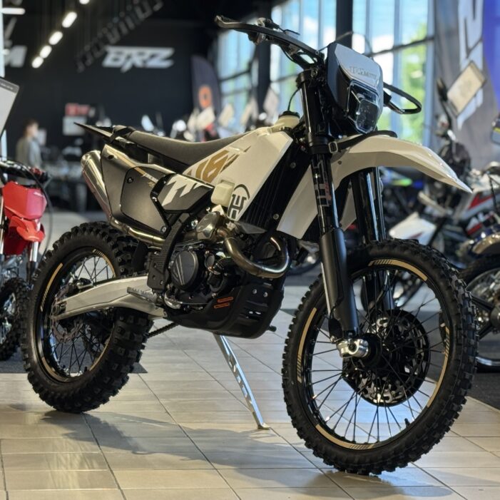 Мотоцикл JHLmoto H6 YBS300 (176MN) img 4465 3 - MotoHacker